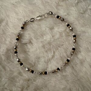 Elegant Gold and Black Beaded Bracelet
